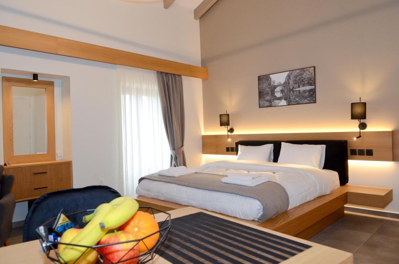 Roloi Suites Nafpaktos Exterior photo