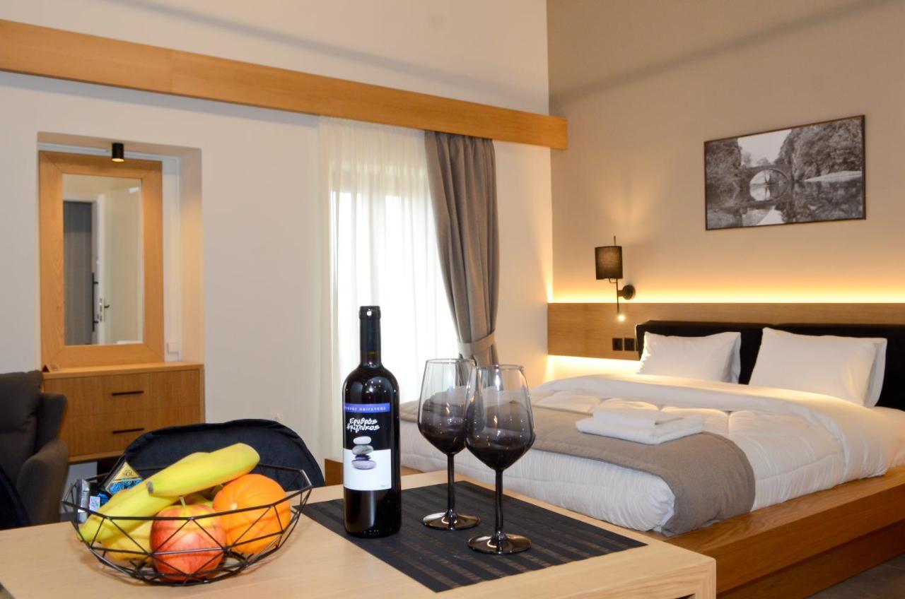 Roloi Suites Nafpaktos Exterior photo
